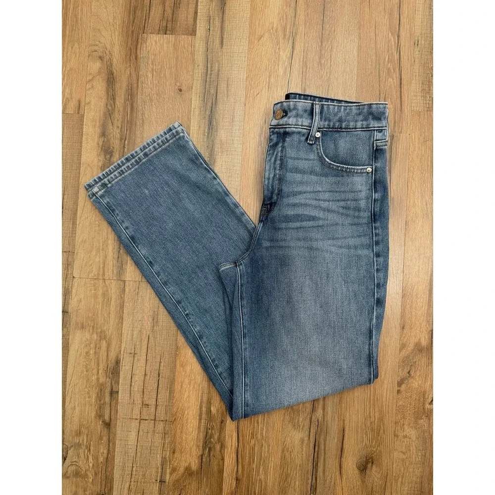 White House Black Market Jeans 6 Extra High Rise‎ Relaxed Straight Blue